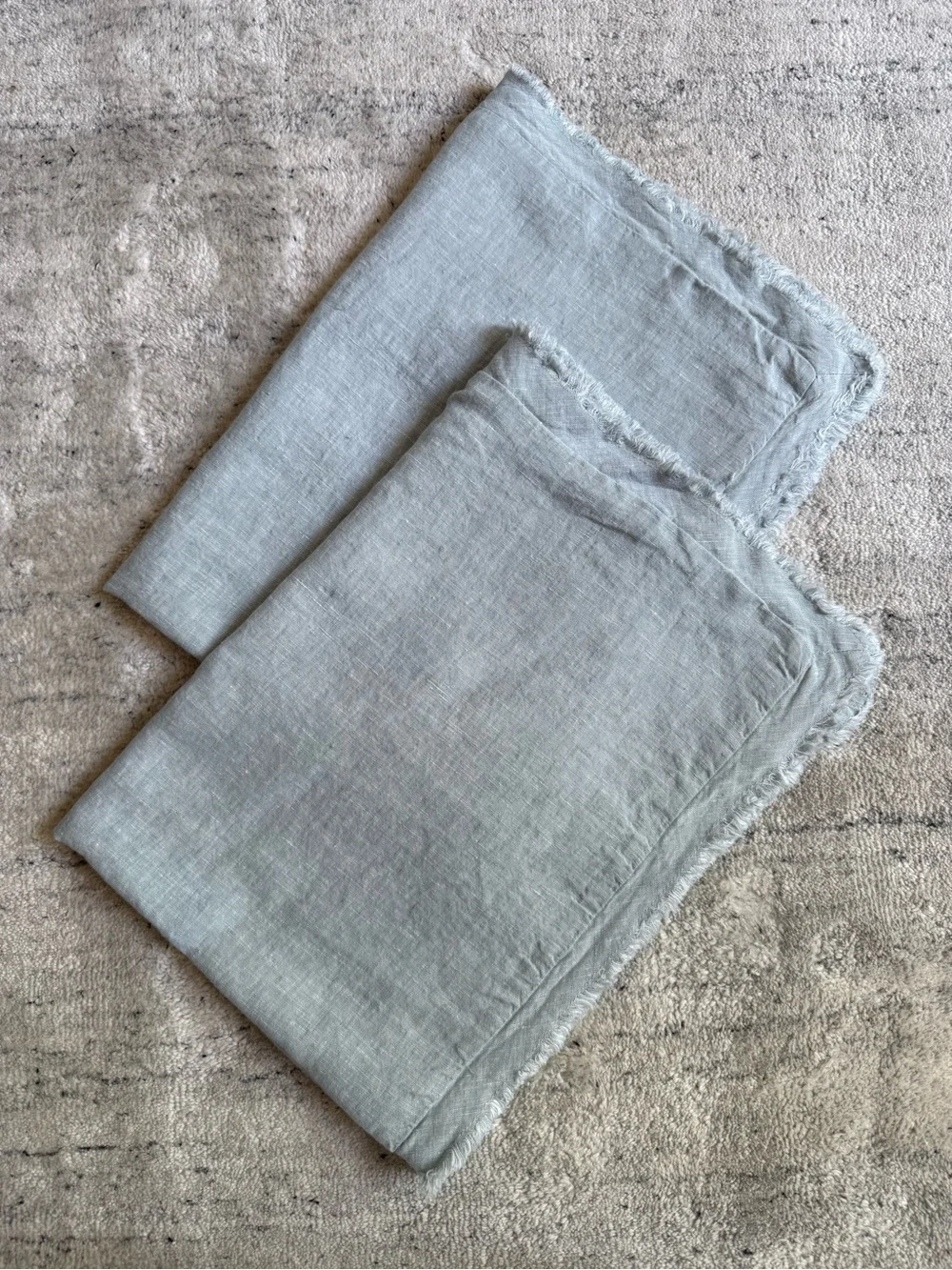 Set Of 2 Pottery Barn 100% Linen Standard Shams Blue Frey Edge